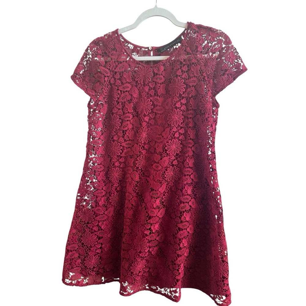 Zara Woman Red Lace Short Sleeve Woman's Dress Attached Tonal‎ Slip Cap Sleeves